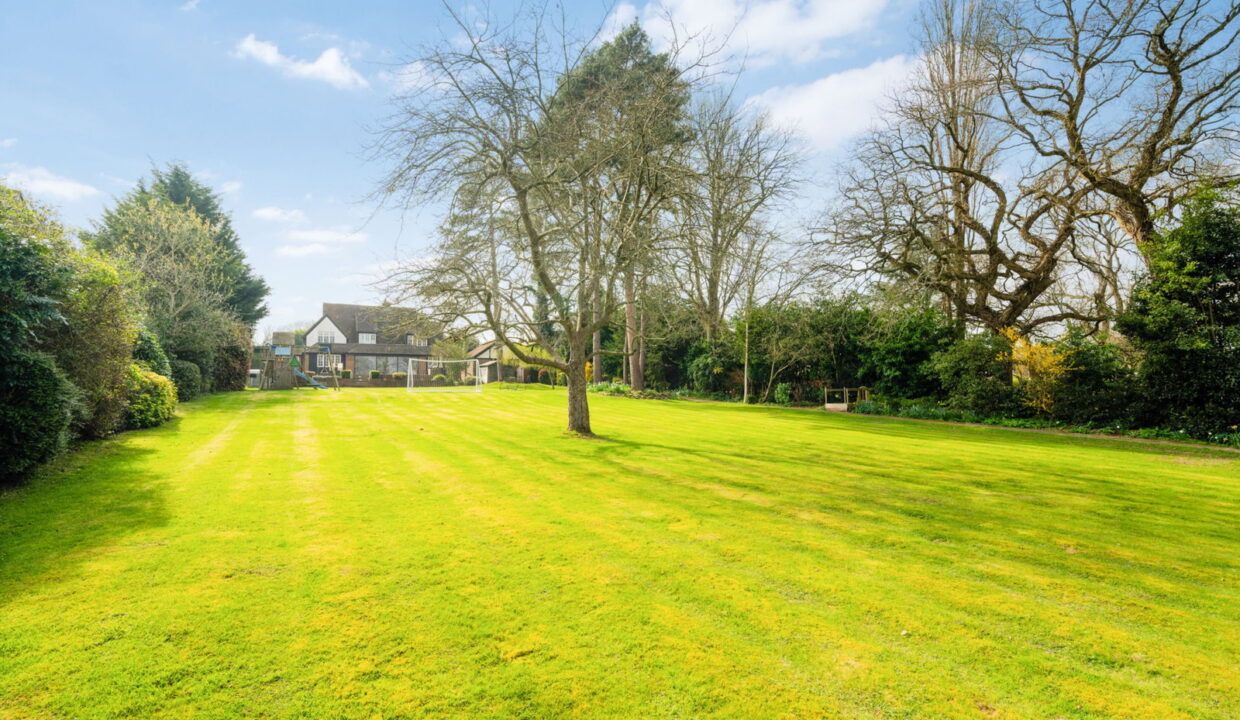 MILLERS-LANE_-TOFTTREES-_25-FROM-42_-39_1774280953622