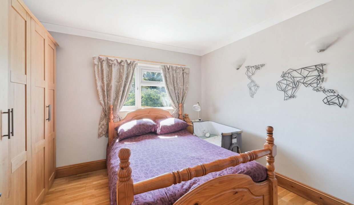 POLLARDS-OAK-CRESCENT_-34-_10__1777029442172