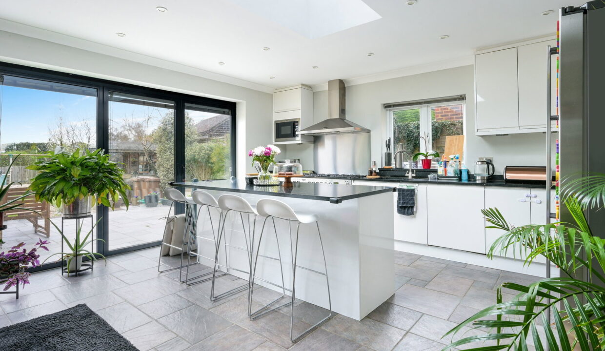 SANDCROSS-LANE-215-_13__1774535031296