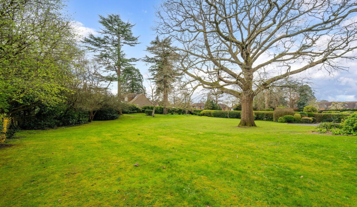 WRAY-COPPICE_-FLAT-4-_11__1775579361716