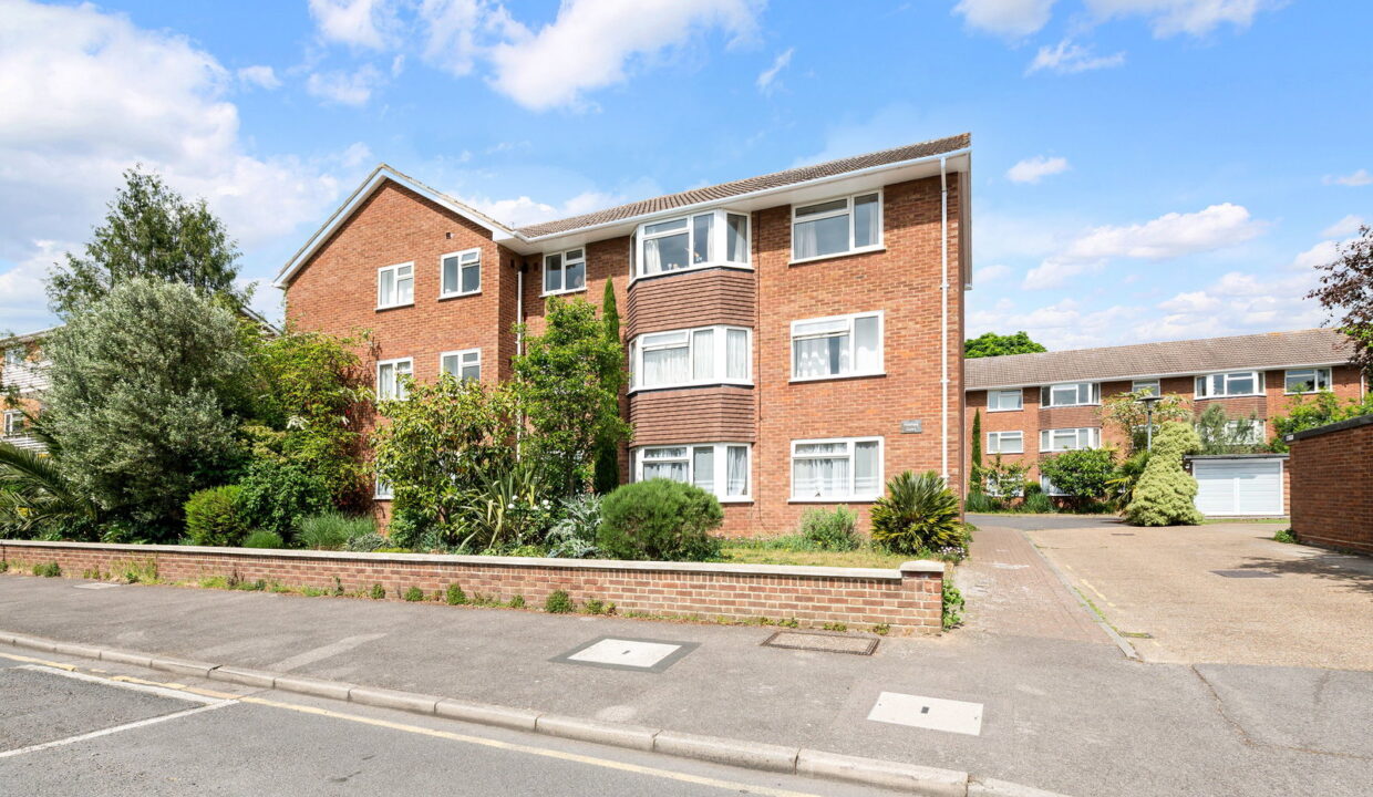HOLYHEAD-COURT-11-_1__1778257877564