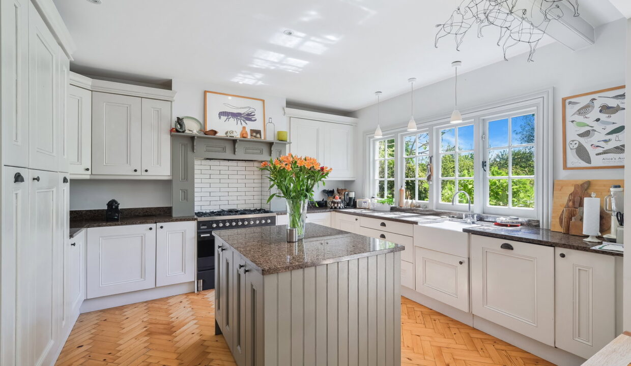 MONKSWELL-LODGE_-118-BLUEHOUSE-LANE-_31__1778324340752