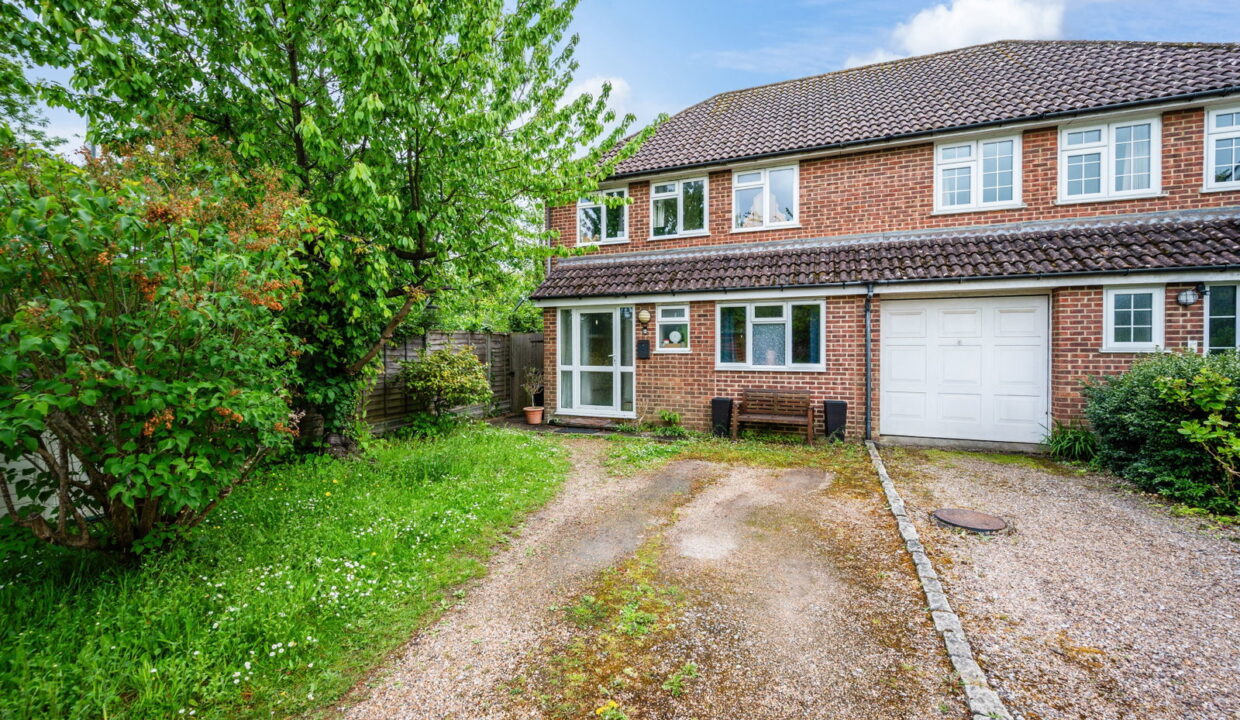 RAILWAY-COTTAGES-_13__1779358115414