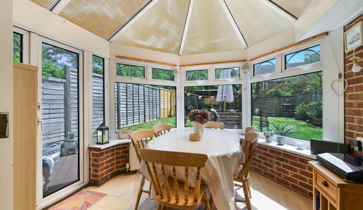 RAILWAY-COTTAGES-_9__1779358115411