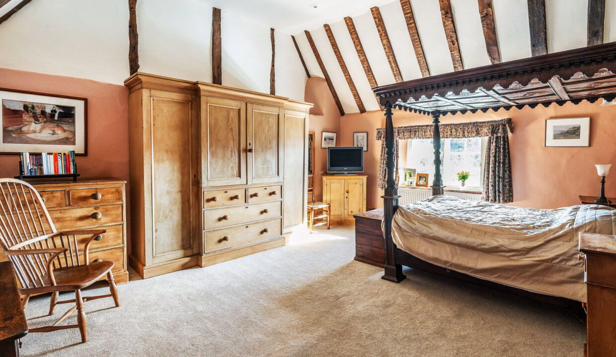 Tollsworth-Manor-10_1773917742983