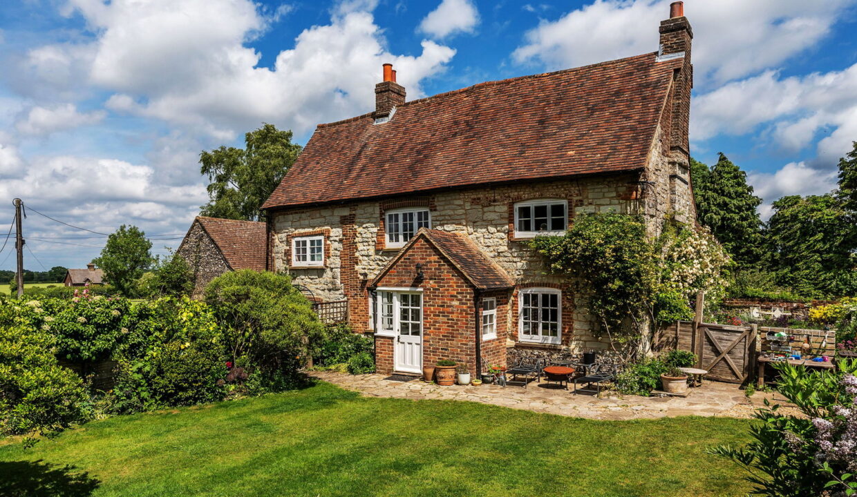 Tollsworth-Manor-18_1773917666270