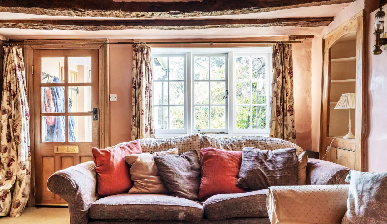 Tollsworth-Manor-33_1773917808192