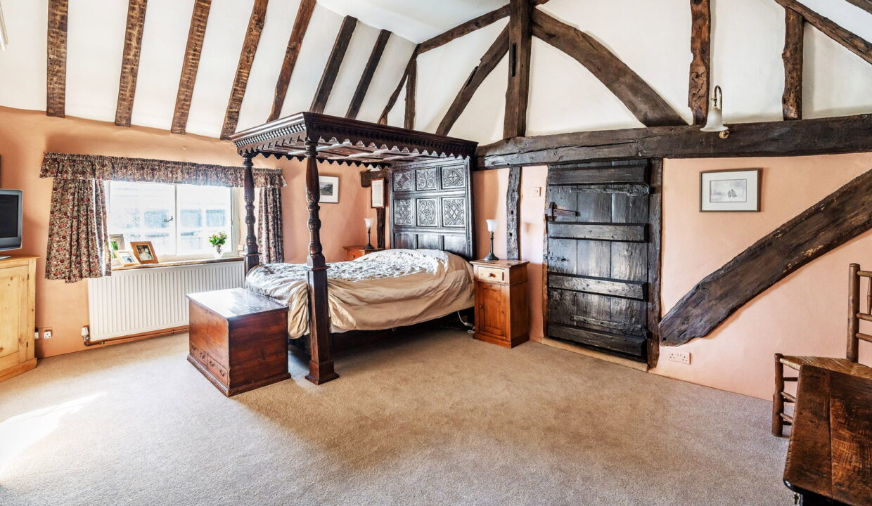 Tollsworth-Manor-6_1773917742980