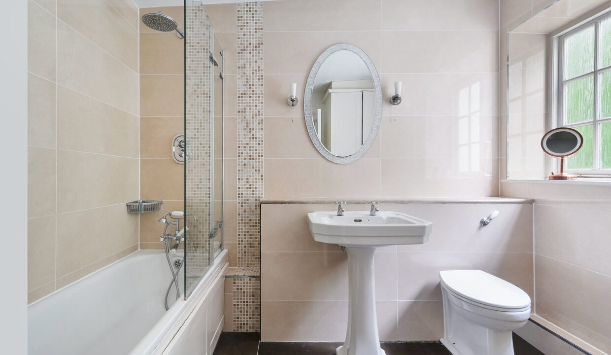 WARWICK-LODGE_-FLAT-3-_7__1778844898009