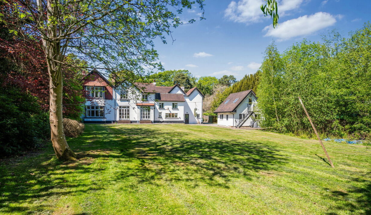 WOODSIDE-HOUSE-EXTERNAL-13_1777652328569