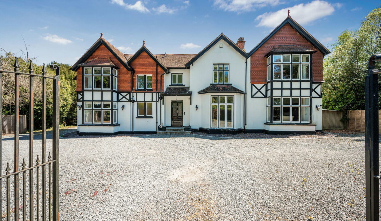 WOODSIDE-HOUSE-EXTERNAL-2_1777652328557
