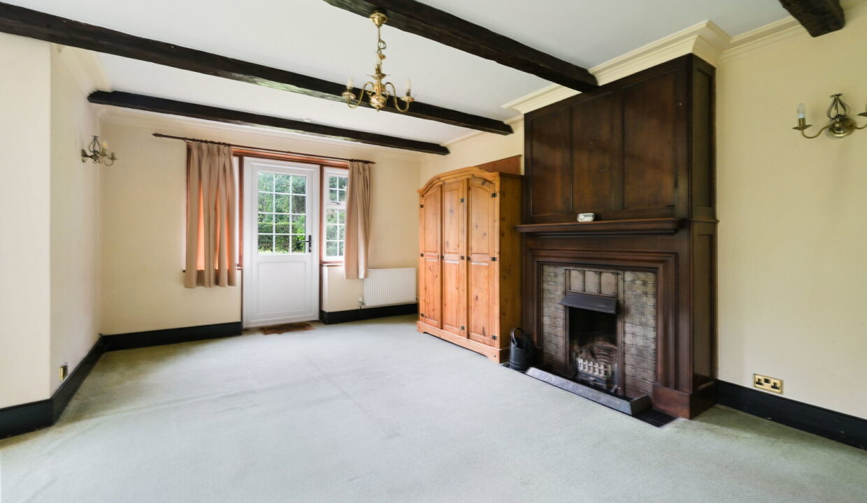 ALAANDA-MANOR-_12__1782308688317