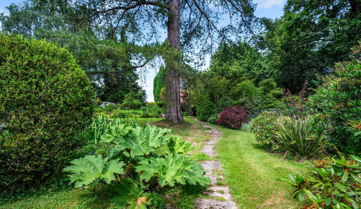 ALAANDA-MANOR-_25__1782308708093