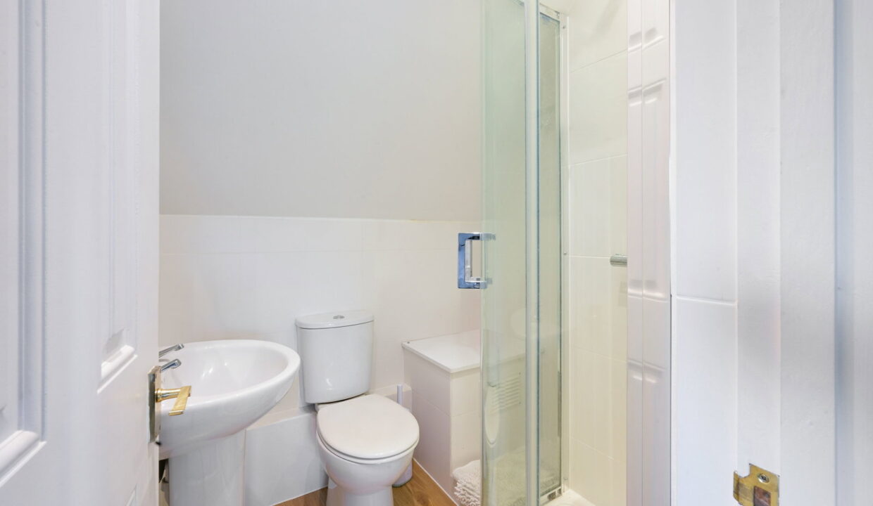 AMBER-COTTAGE-_15__1778510309513