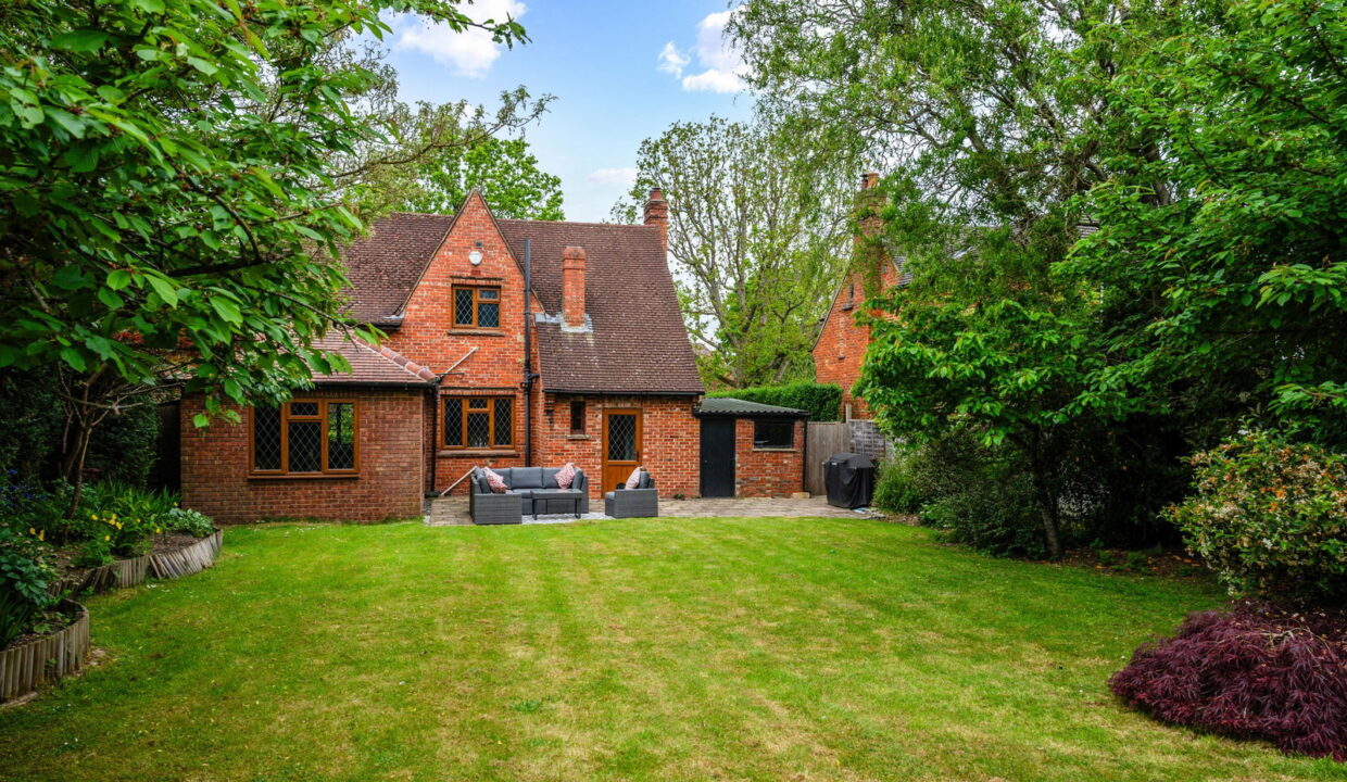 AMBER-COTTAGE-_8__1778510272936