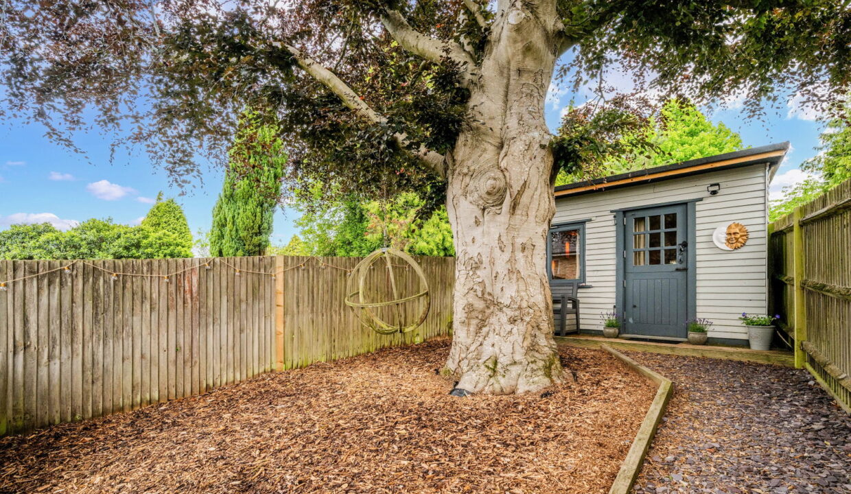 BLUEHOUSE-LANE_-41-_5__1781696208749