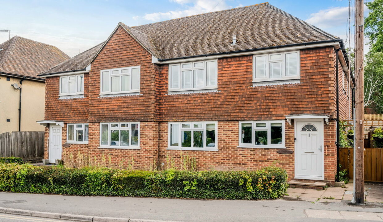 CHALFONT_-FLAT-4_-GODSTONE-ROAD-_1__1781181430218