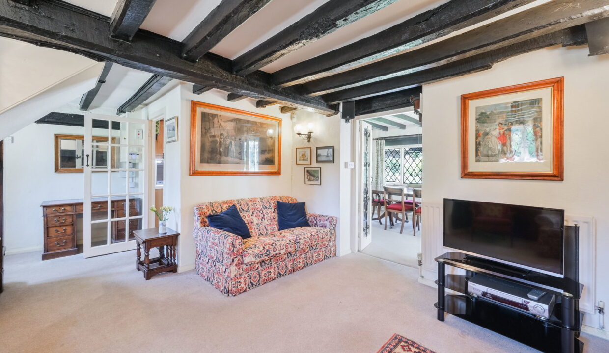 CHARMAN-COTTAGE_-NUTFIELD-MARSH-ROAD-_8__1781532694722