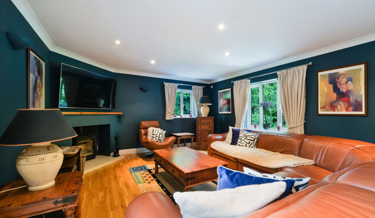 LANGSTONE-HOUSE-_10__1782304563520