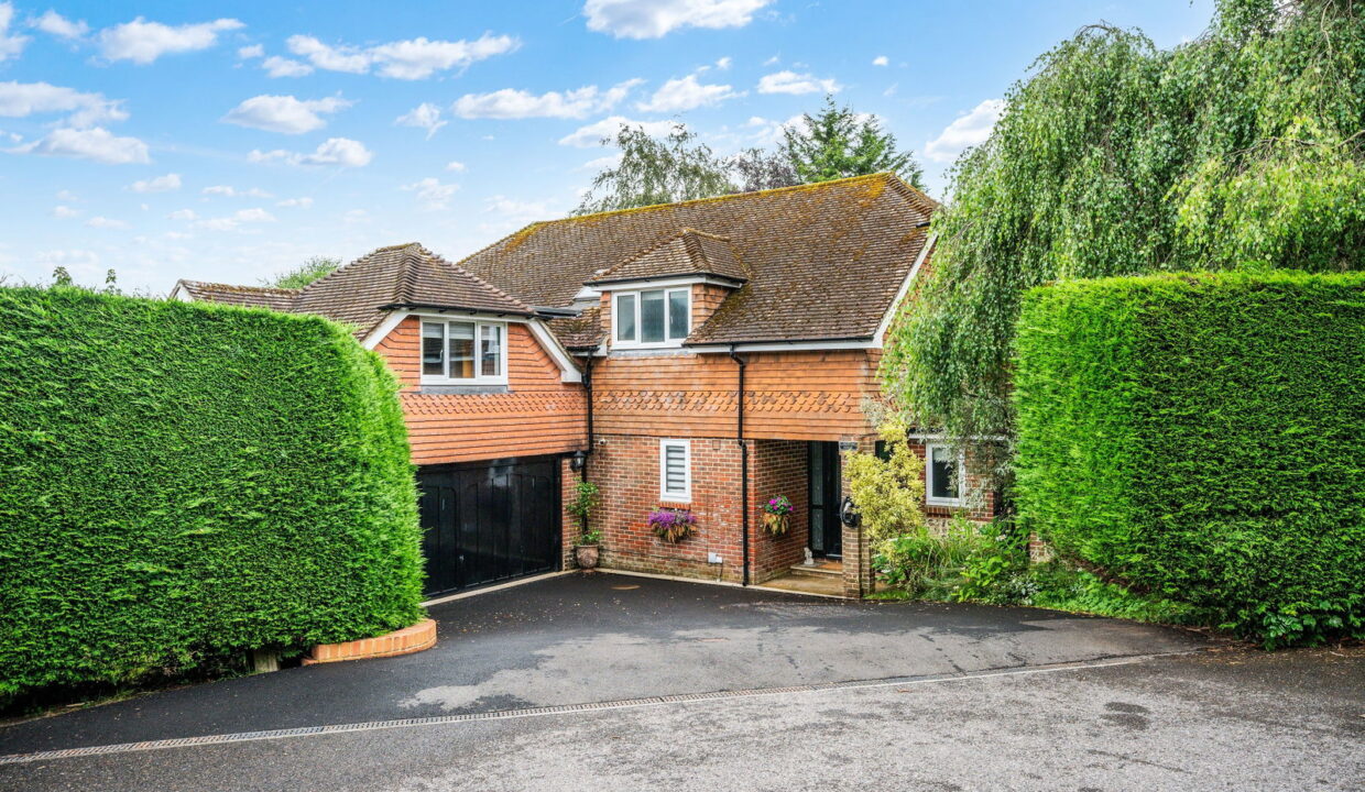 LANGSTONE-HOUSE-_1__1782304563508