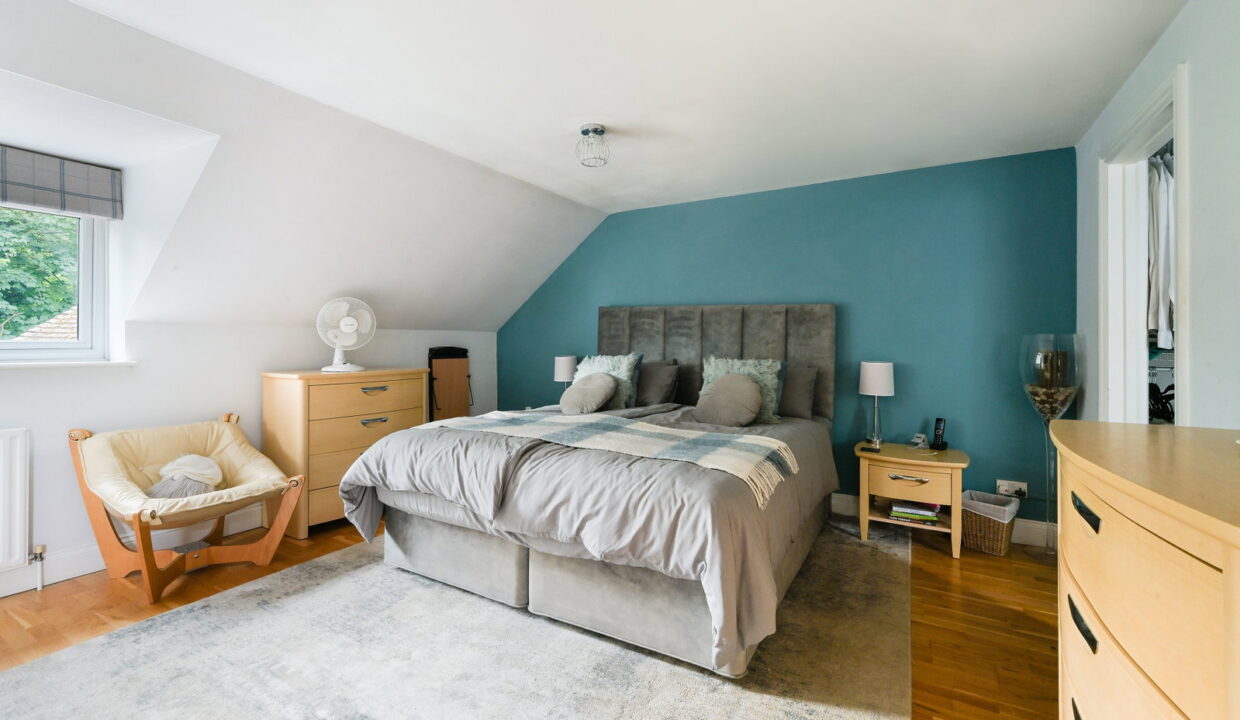 LANGSTONE-HOUSE-_20__1782304576019