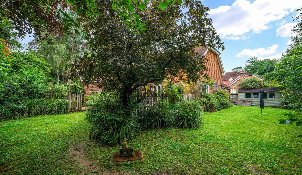 LANGSTONE-HOUSE-_25__1782304585769