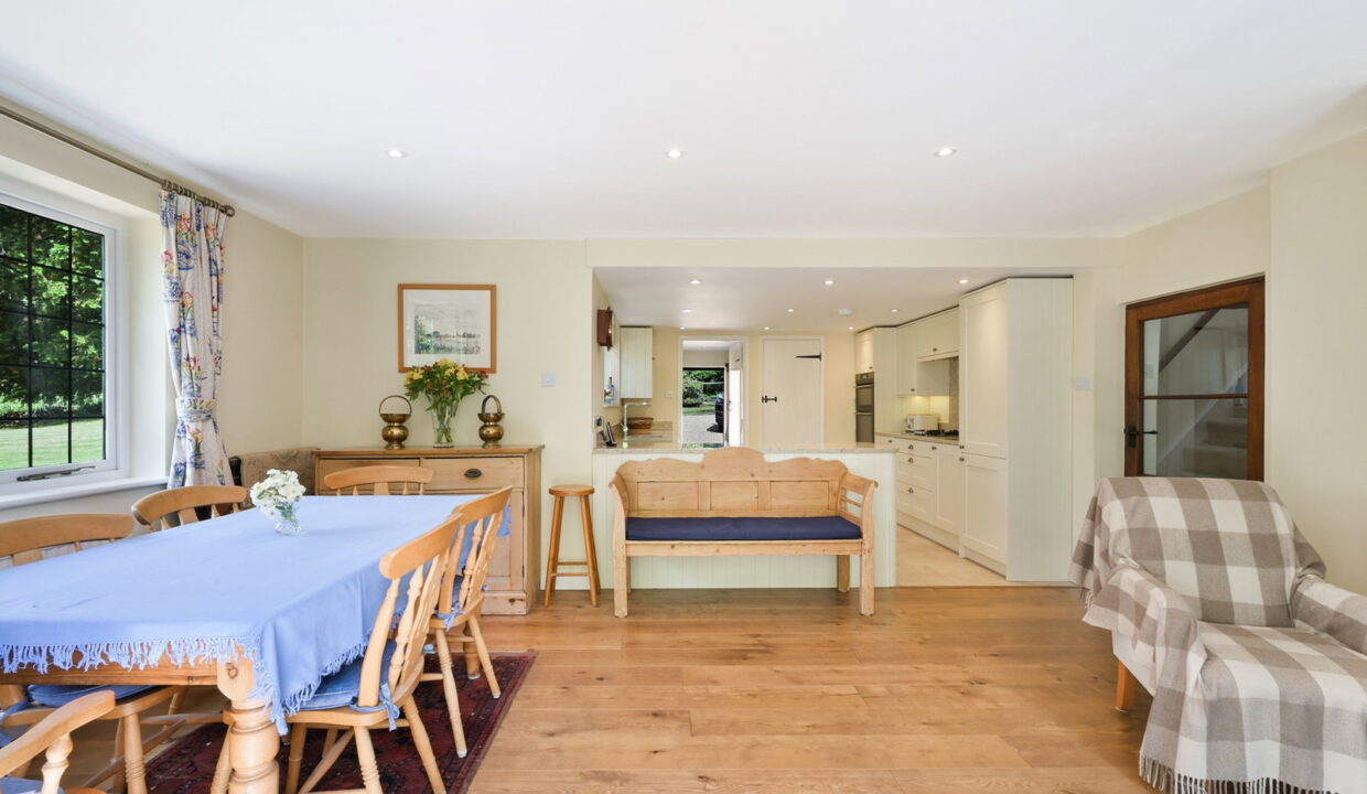 MULBERRY-COTTAGE-_21__1780411601098
