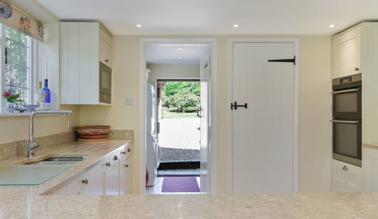 MULBERRY-COTTAGE-_22__1780411601071