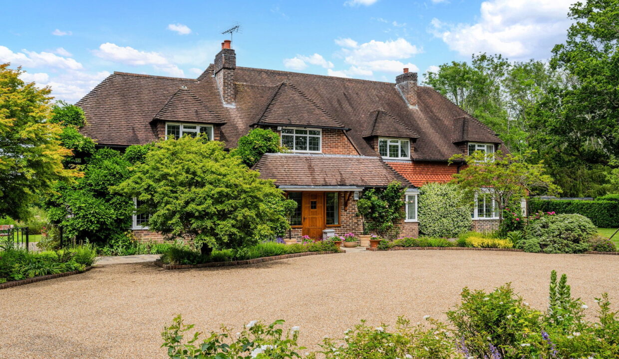 THE-POND-COTTAGE_-CAT-STREET-_13__1781778112908