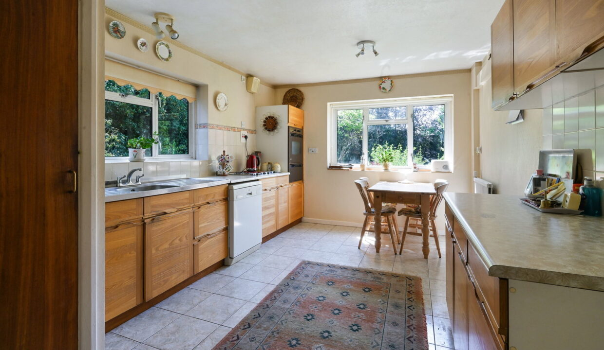 BLUEHOUSSE-LANE-_16__1783680324055