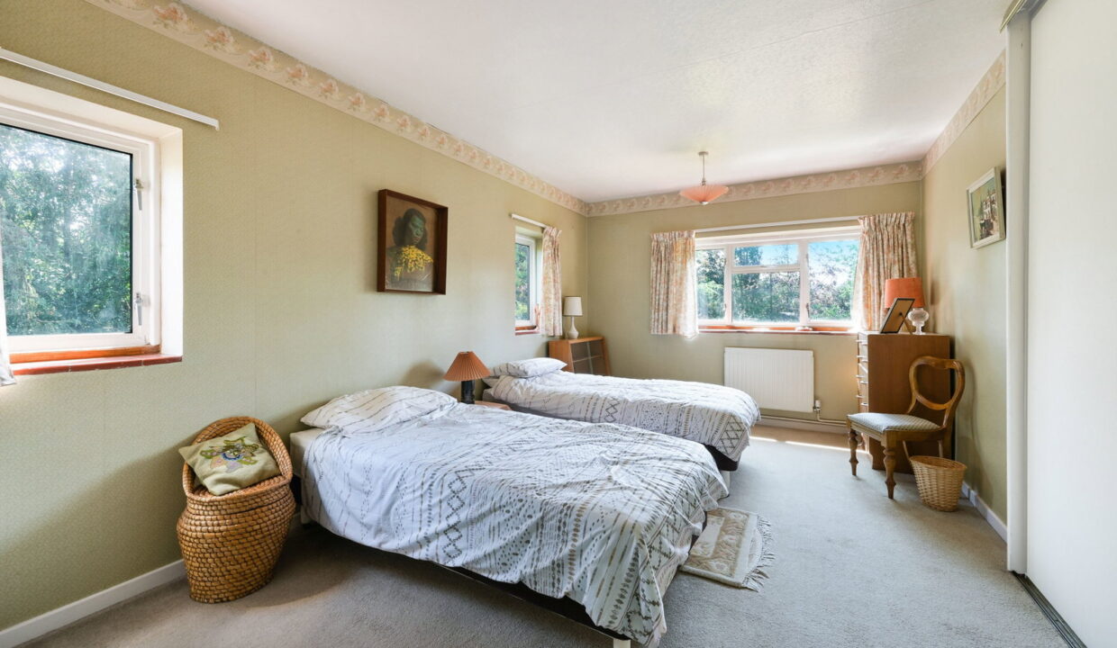BLUEHOUSSE-LANE-_7__1783680276155