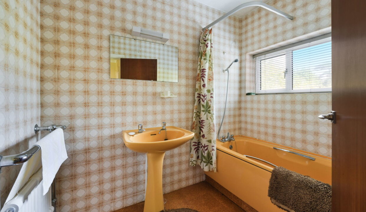 BLUEHOUSSE-LANE-_8__1783680276158