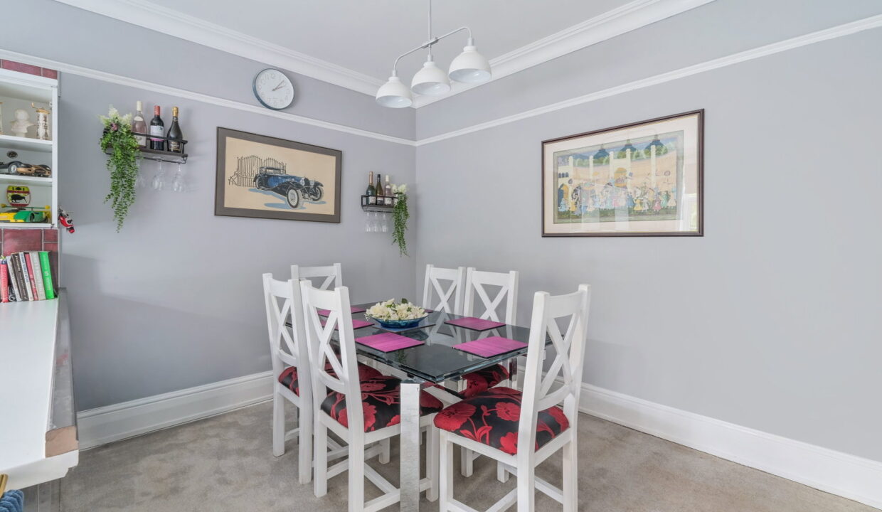CAVENDISH-ROAD_-11_-FIRST-FLOOR-FLAT-_25__1784549033885
