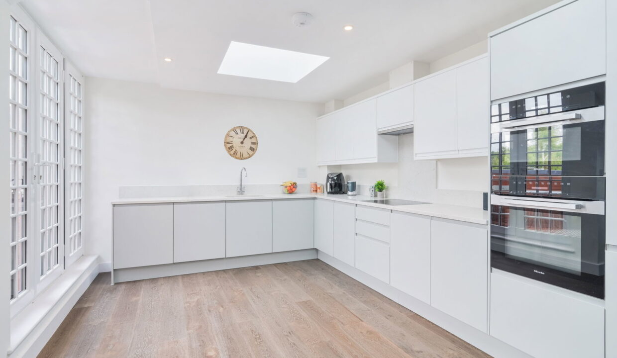 21-GRESHAM-COURT_-FLAT-11-_12__1787913191530