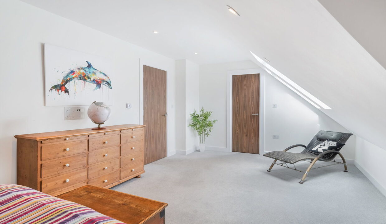 21-GRESHAM-COURT_-FLAT-11-_7__1787913175176