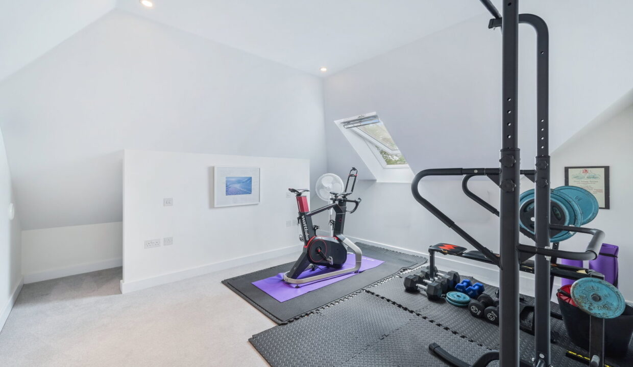 21-GRESHAM-COURT_-FLAT-11-_8__1787913175179