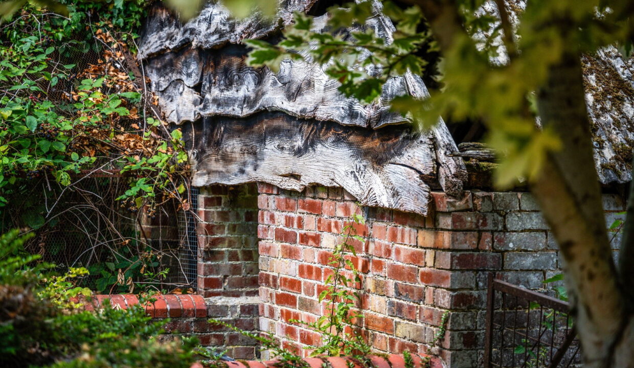 THE-BYRE-_15__1785581927940