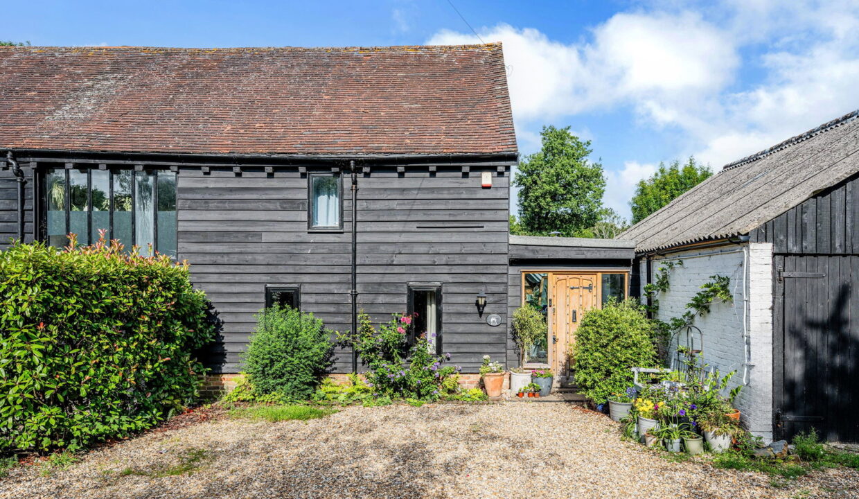 THE-BYRE-_3__1753866522331