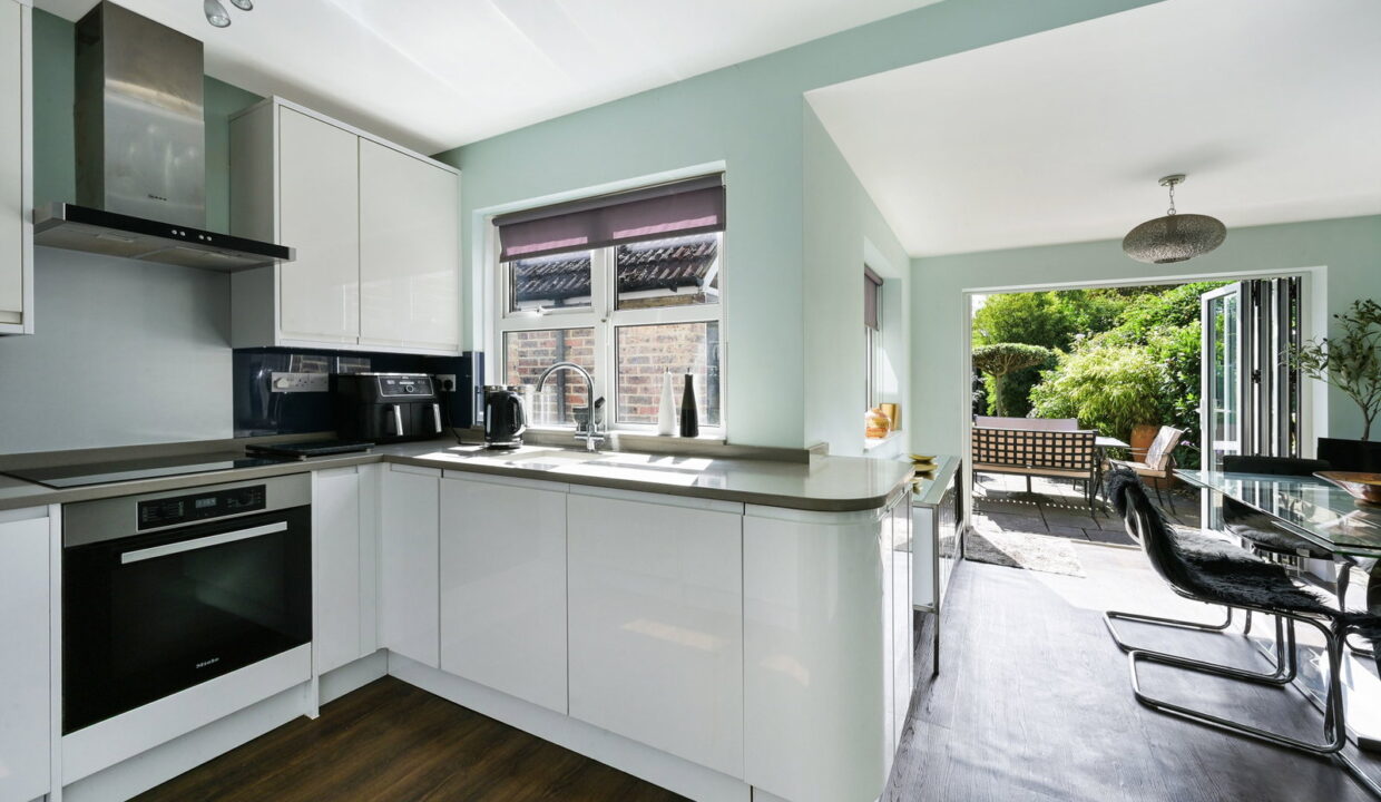 BAKERS-LANE-_8__1788353787644