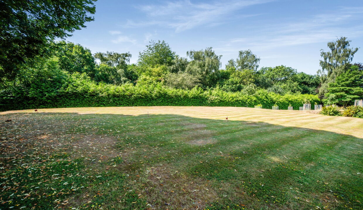 BONALY-HOUSE_-4-EXTRA-32_1784129198799