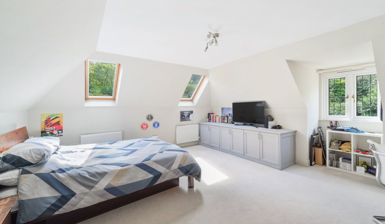 BRASSEY-HILL_-26-_14__1787840726150