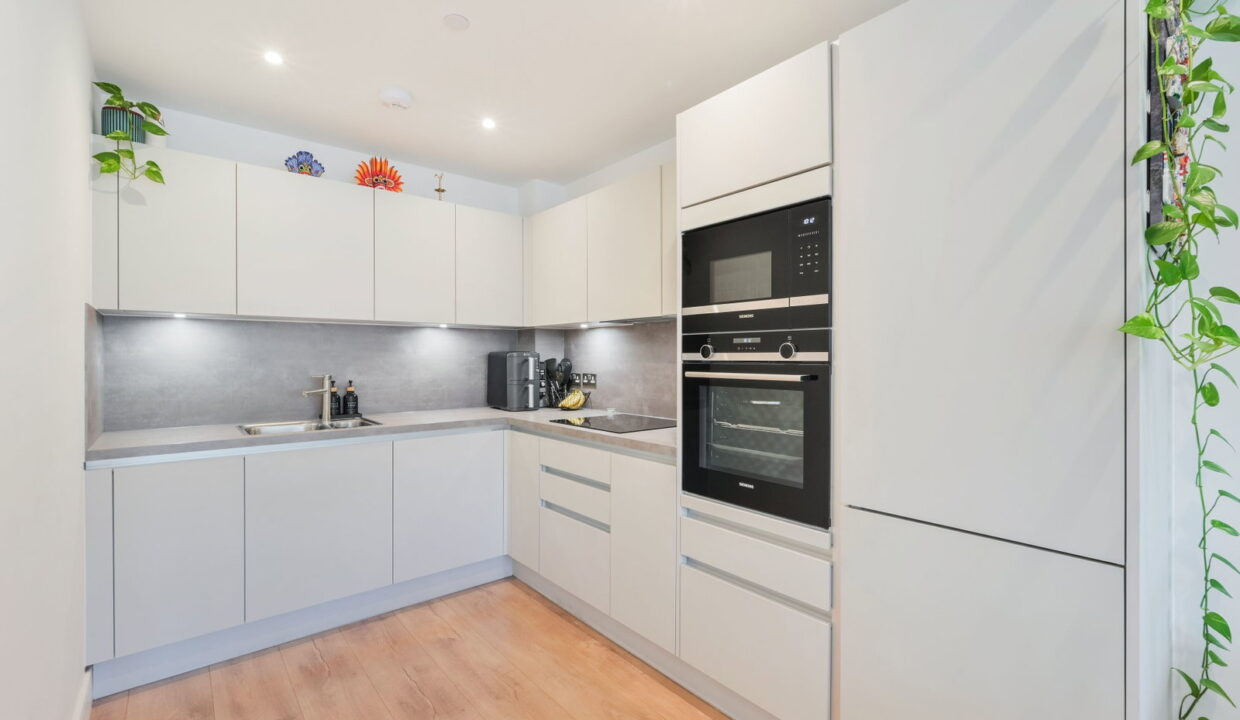HARDWICK-HOUSE_-FLAT-11-_10__1789045082550