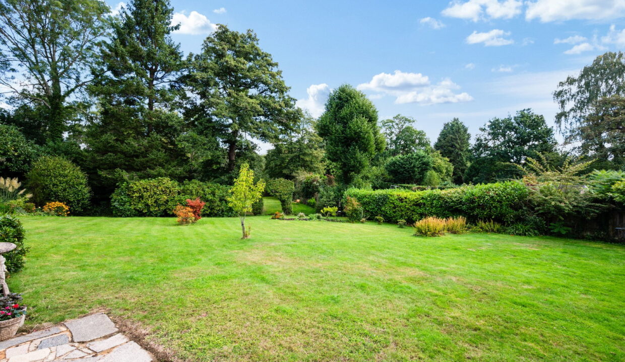 MEADOWBROOK-_25__1789391883459