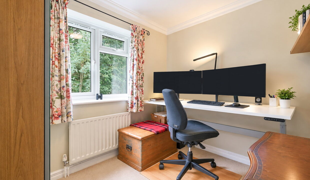 STAPLEHURST-ROAD-_20__1789051802928
