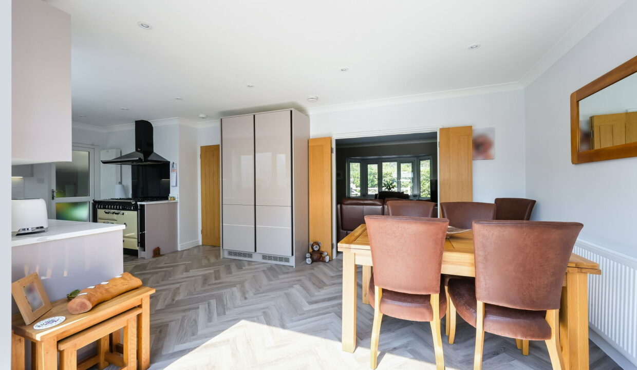 THORNFIELD-_20__1787072072675