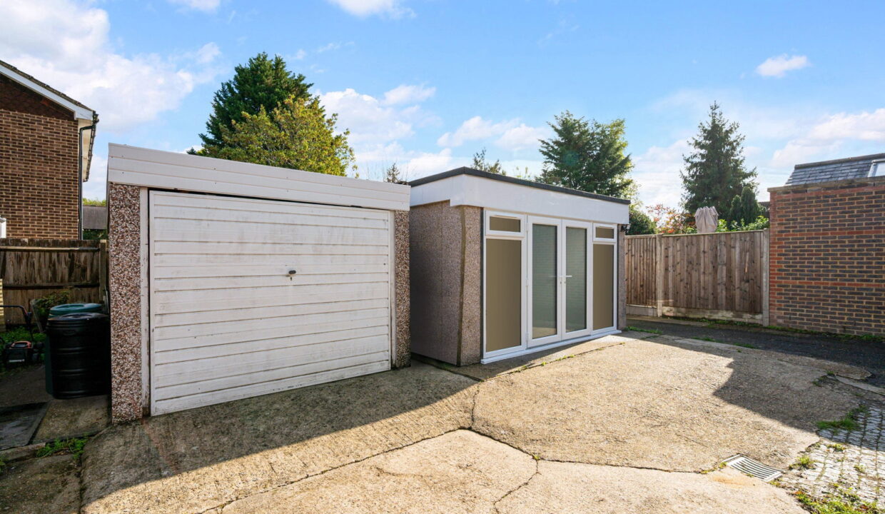 HURST-GREEN-ROAD-_18__1792491963835