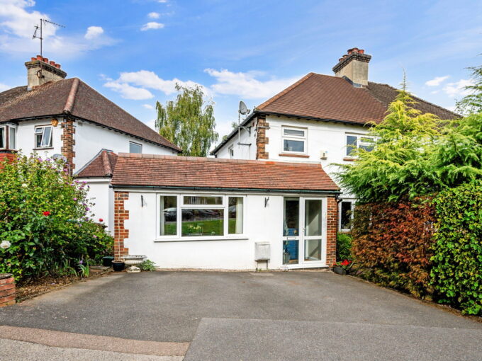 Johnsdale, Oxted, RH8 0BP