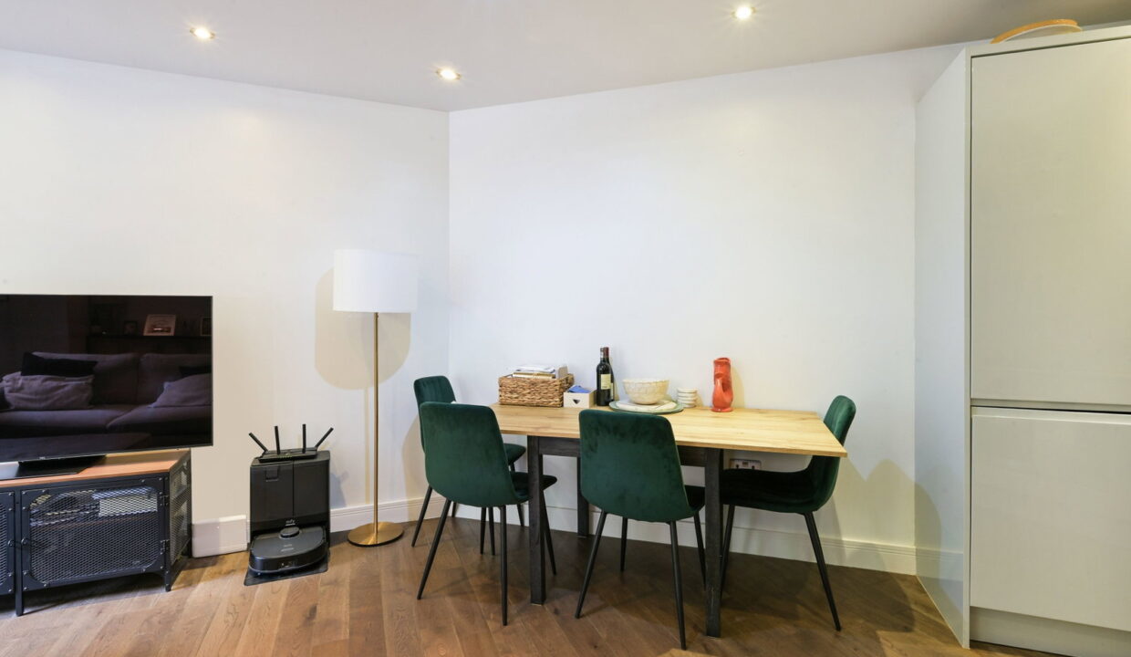 LANGLEY-HOUSE-_11__1791798799625