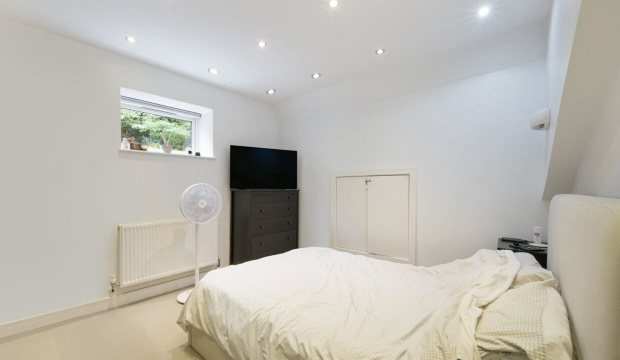 LANGLEY-HOUSE-_12__1791798799650