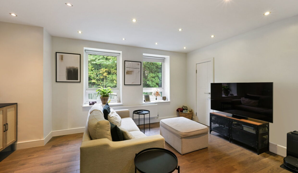 LANGLEY-HOUSE-_6__1791798794853